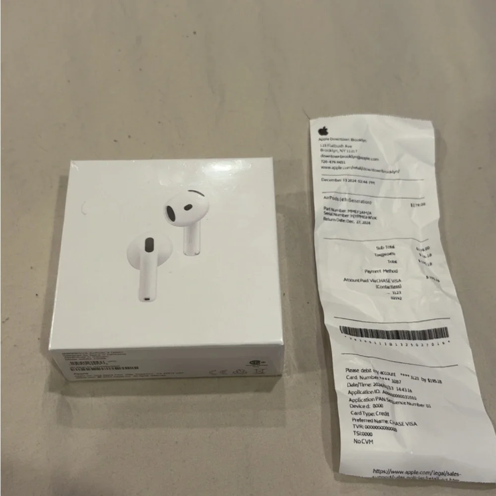 Apple White Wireless Earbuds